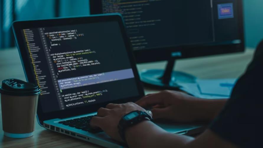 海西网站建设从业者必看：一个网页开发人员需掌握多少种编程语言？